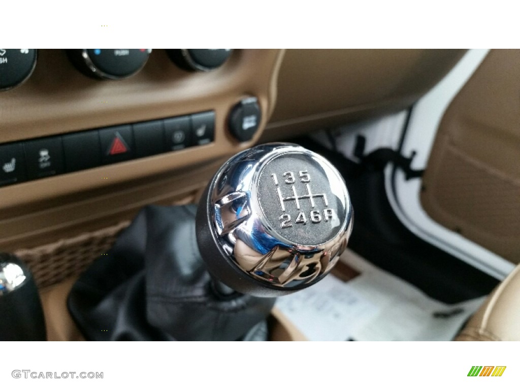 2016 Jeep Wrangler Unlimited Sahara 4x4 6 Speed Manual Transmission Photo #108395991