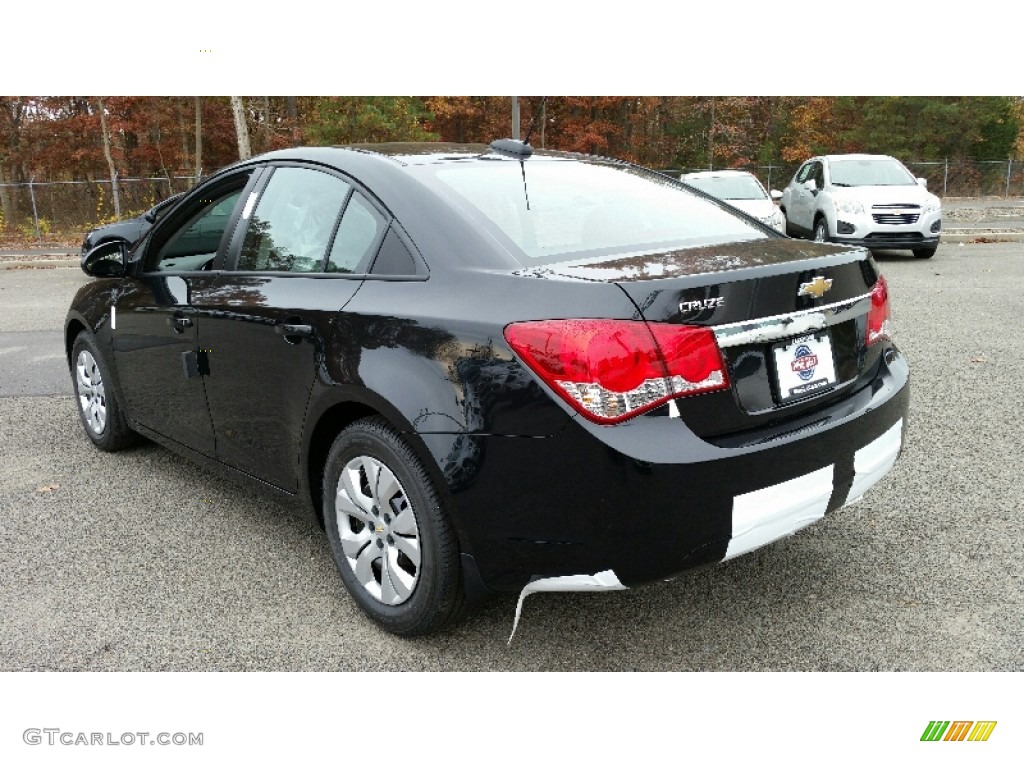 2016 Cruze Limited LS - Black Granite Metallic / Jet Black/Medium Titanium photo #4