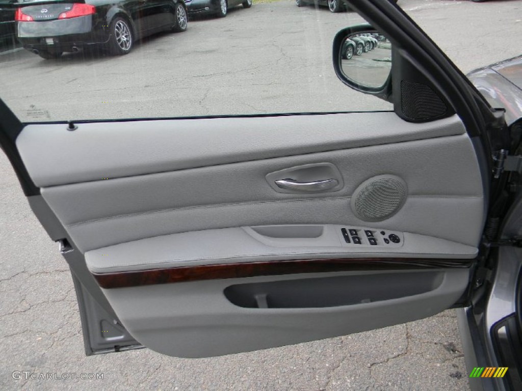 2011 BMW 3 Series 328i Sedan Door Panel Photos