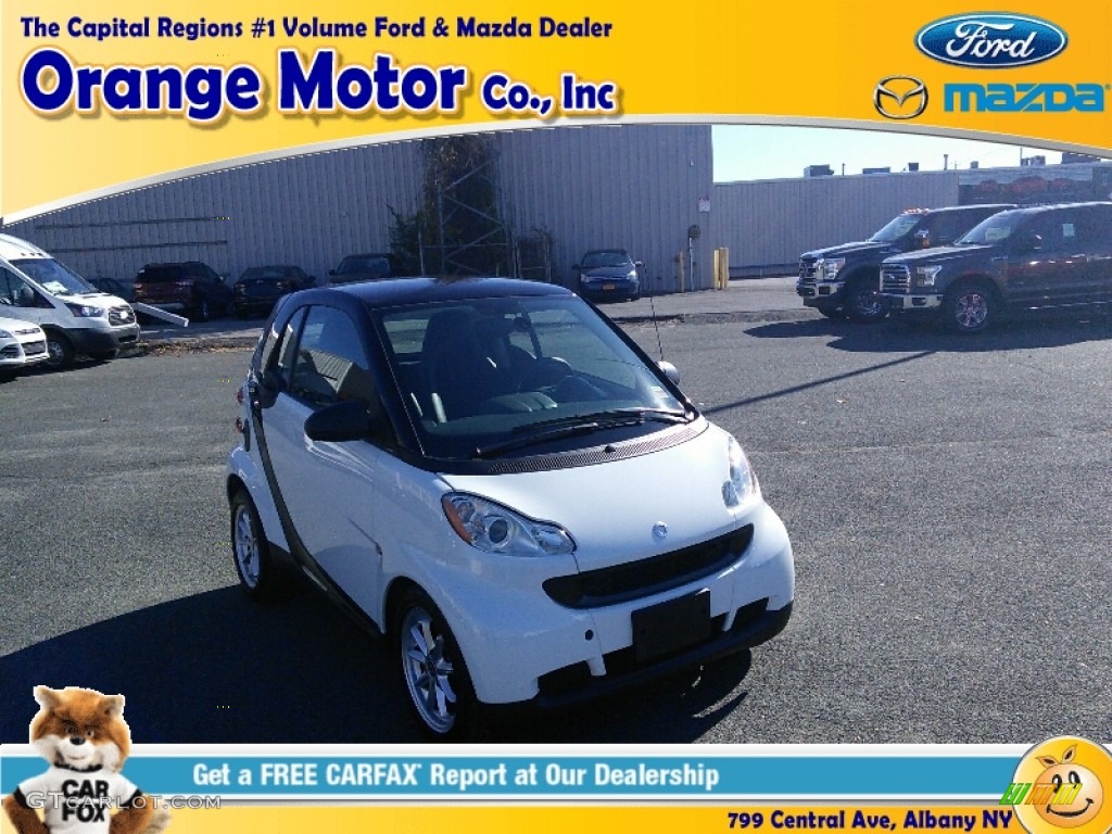2008 fortwo passion coupe - Crystal White / Design Black photo #1