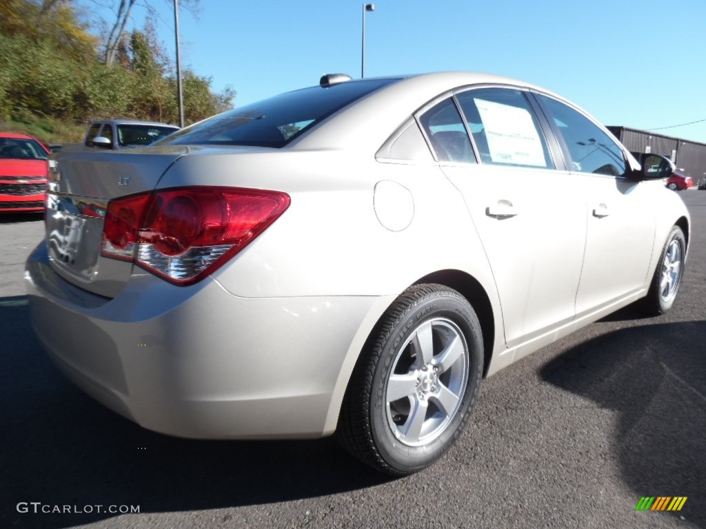 2016 Cruze Limited LT - Champagne Silver Metallic / Jet Black photo #6