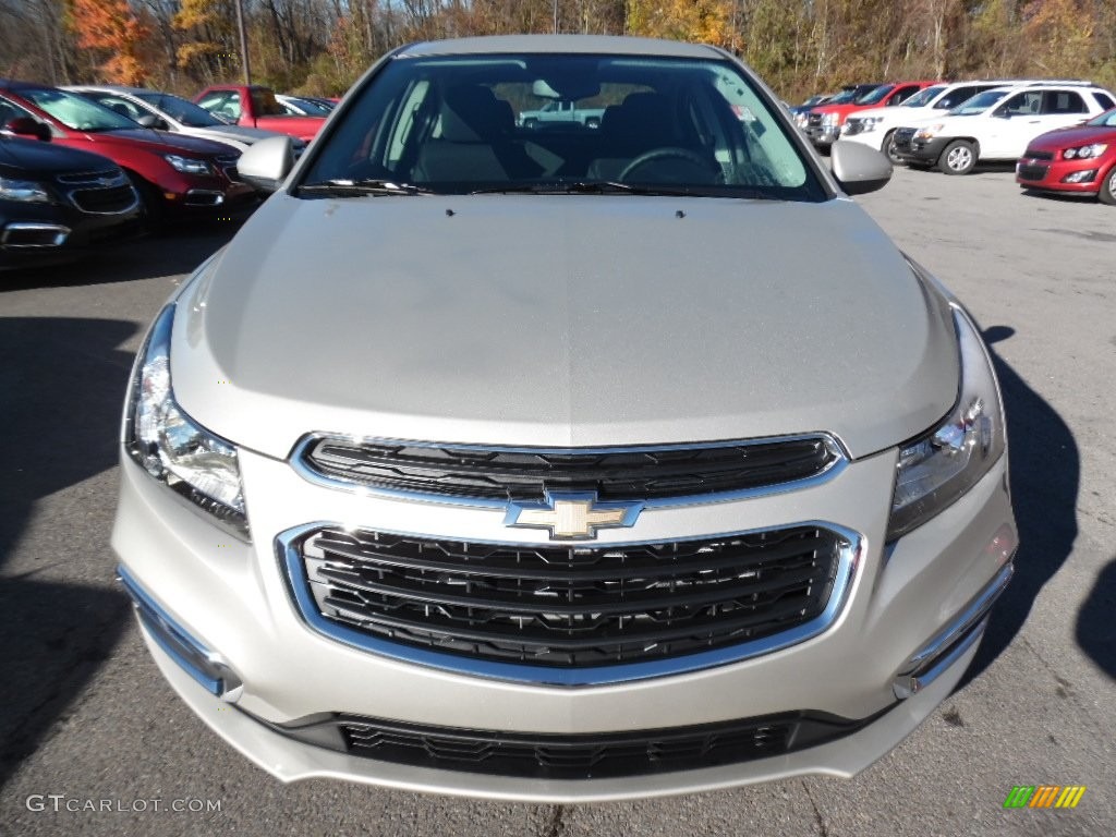 2016 Cruze Limited LT - Champagne Silver Metallic / Jet Black photo #2