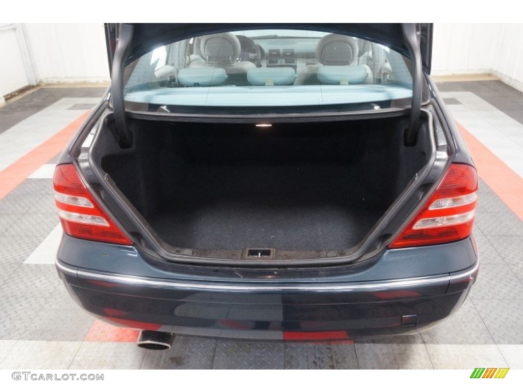 2005 Mercedes-Benz C 230 Kompressor Sedan Trunk Photos