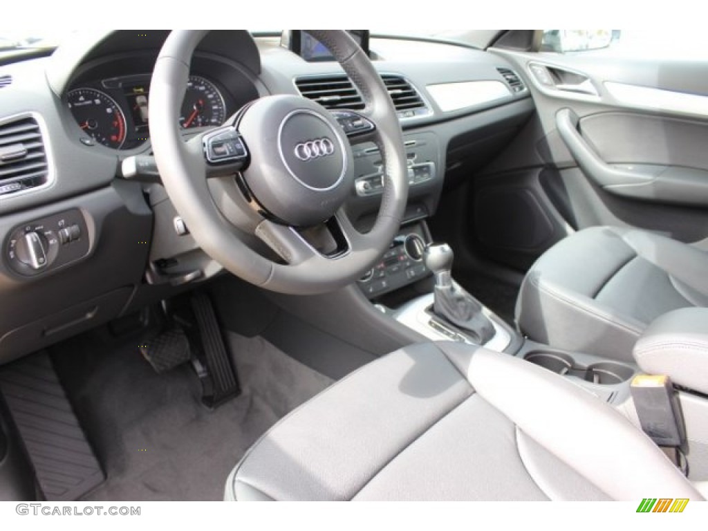 Black Interior 2016 Audi Q3 2.0 TSFI Premium Plus quattro Photo #108414690