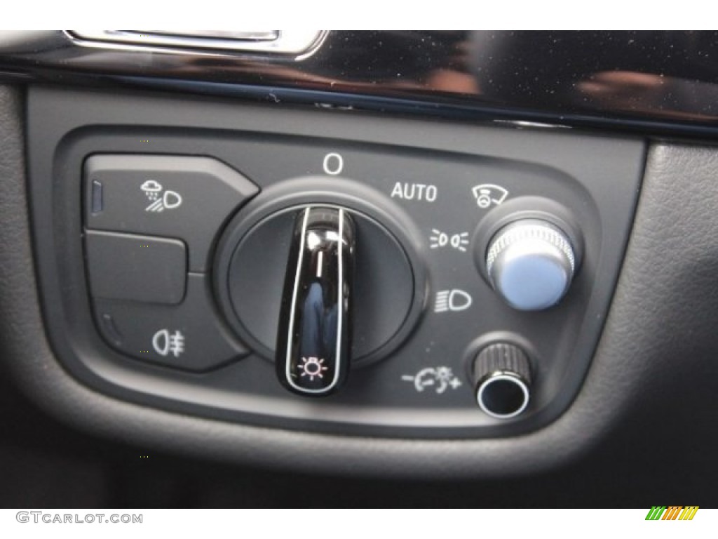 2016 Audi A8 L 4.0T quattro Controls Photo #108417042