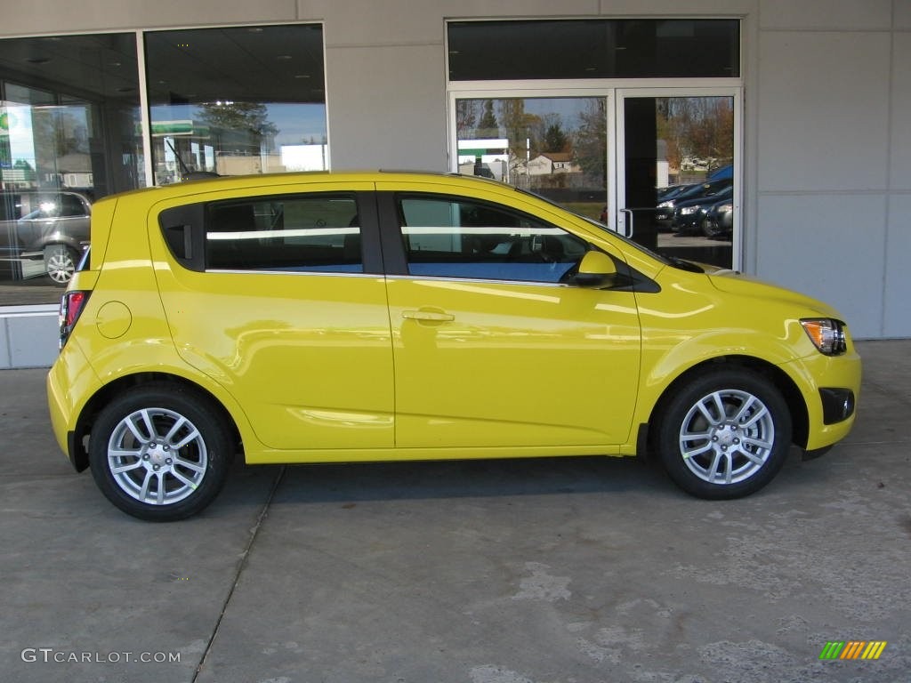 Bright Yellow 2016 Chevrolet Sonic LT Hatchback Exterior Photo #108421380