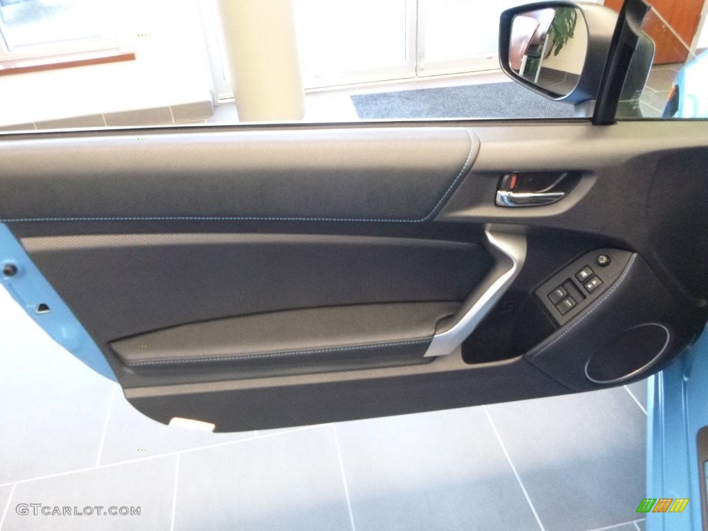 2016 Subaru BRZ HyperBlue Limited Edition Door Panel Photos