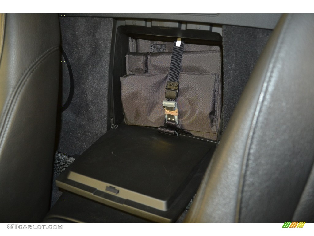 2012 Z4 sDrive35is - Black Sapphire Metallic / Black photo #25
