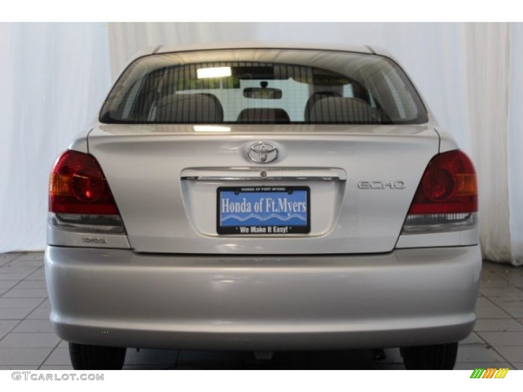 2003 ECHO Sedan - Silver Streak Mica / Shadow Gray photo #6