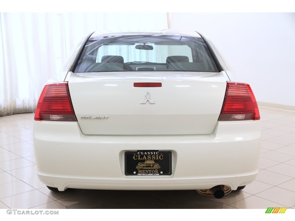 2007 Galant ES - Dover White Pearl / Gray photo #18