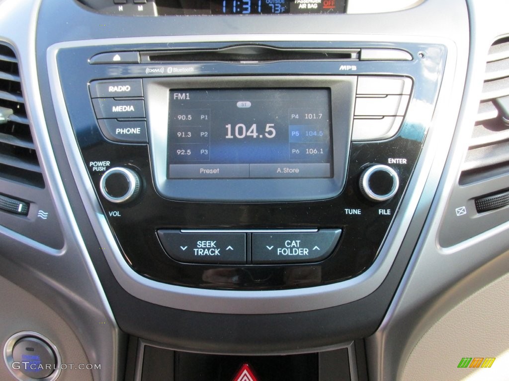 2016 Elantra Value Edition - White / Beige photo #26