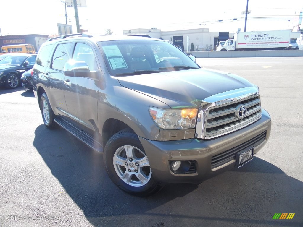 2008 Sequoia Limited 4WD - Pyrite Gray Mica / Sand Beige photo #2