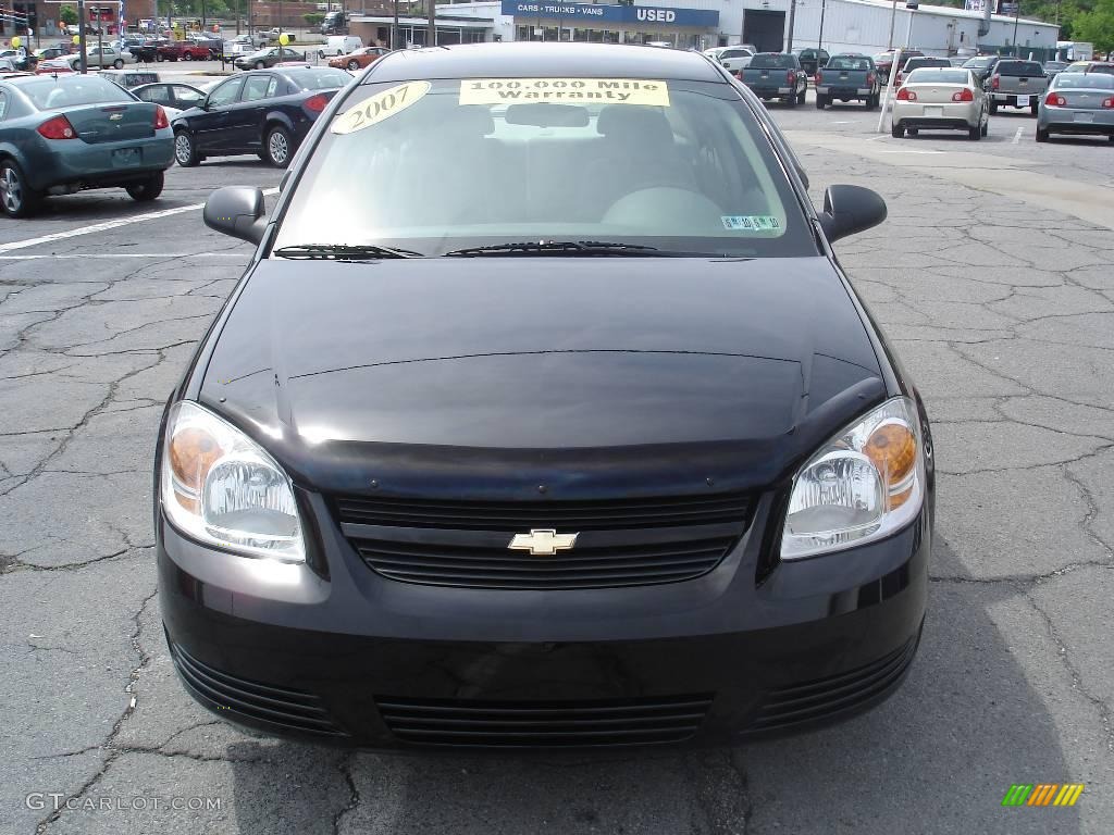 2007 Cobalt LS Sedan - Black / Gray photo #17