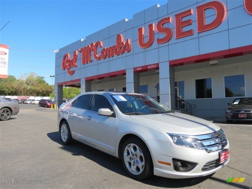 2010 Fusion SE - Brilliant Silver Metallic / Charcoal Black photo #2