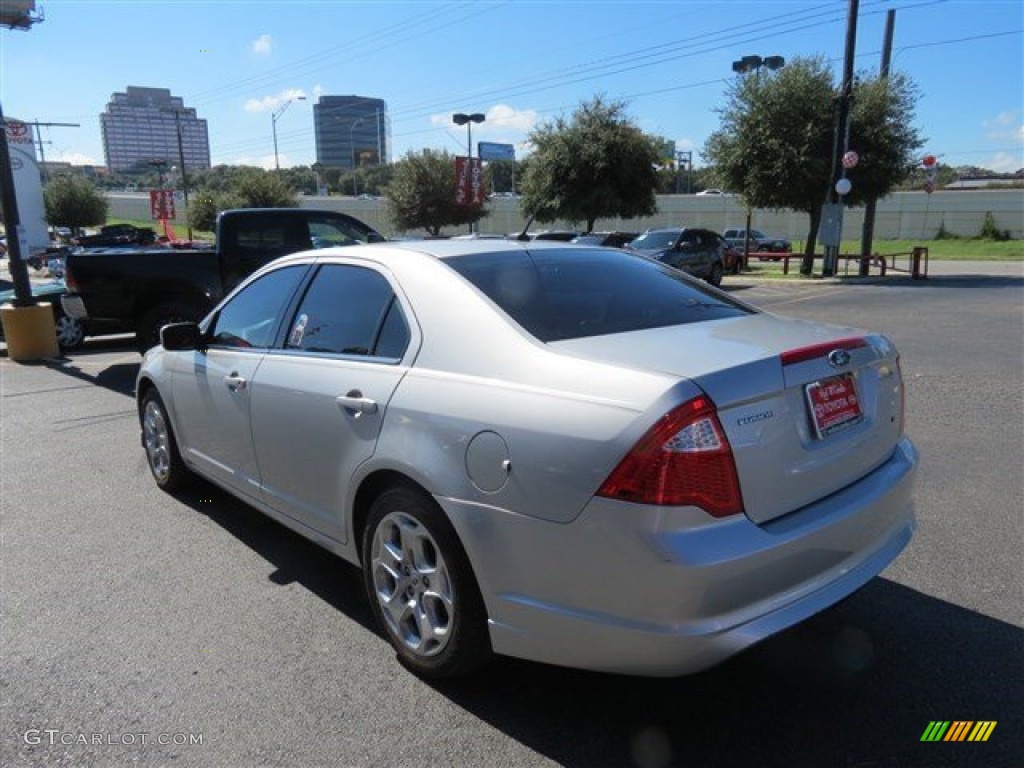 2010 Fusion SE - Brilliant Silver Metallic / Charcoal Black photo #6