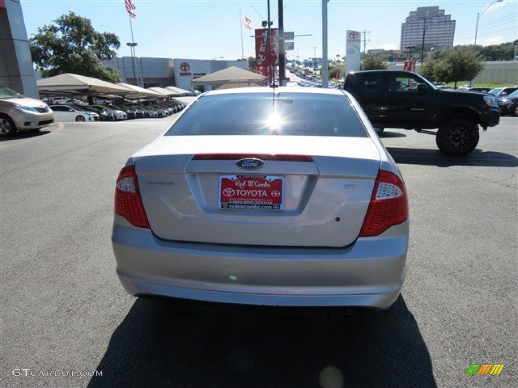 2010 Fusion SE - Brilliant Silver Metallic / Charcoal Black photo #7