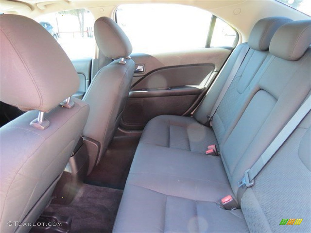 2010 Fusion SE - Brilliant Silver Metallic / Charcoal Black photo #14