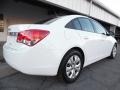 Summit White - Cruze LS Photo No. 3