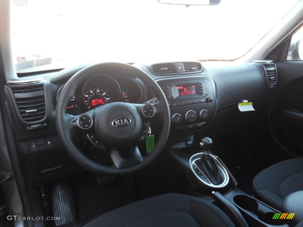 Black Interior 2016 Kia Soul Standard Soul Model Photo #108443971