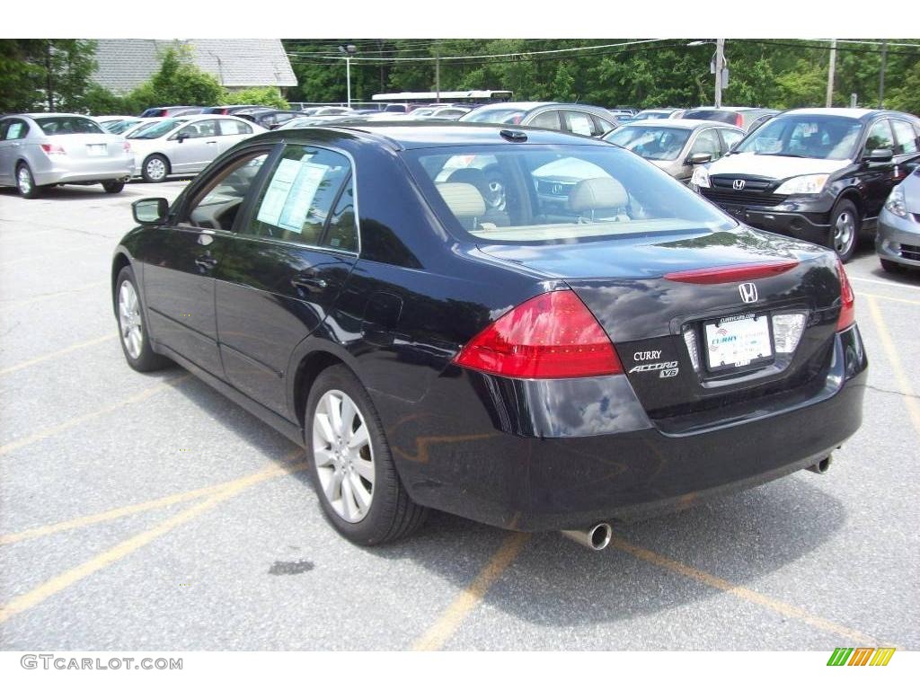 2006 Accord EX-L V6 Sedan - Nighthawk Black Pearl / Black photo #22