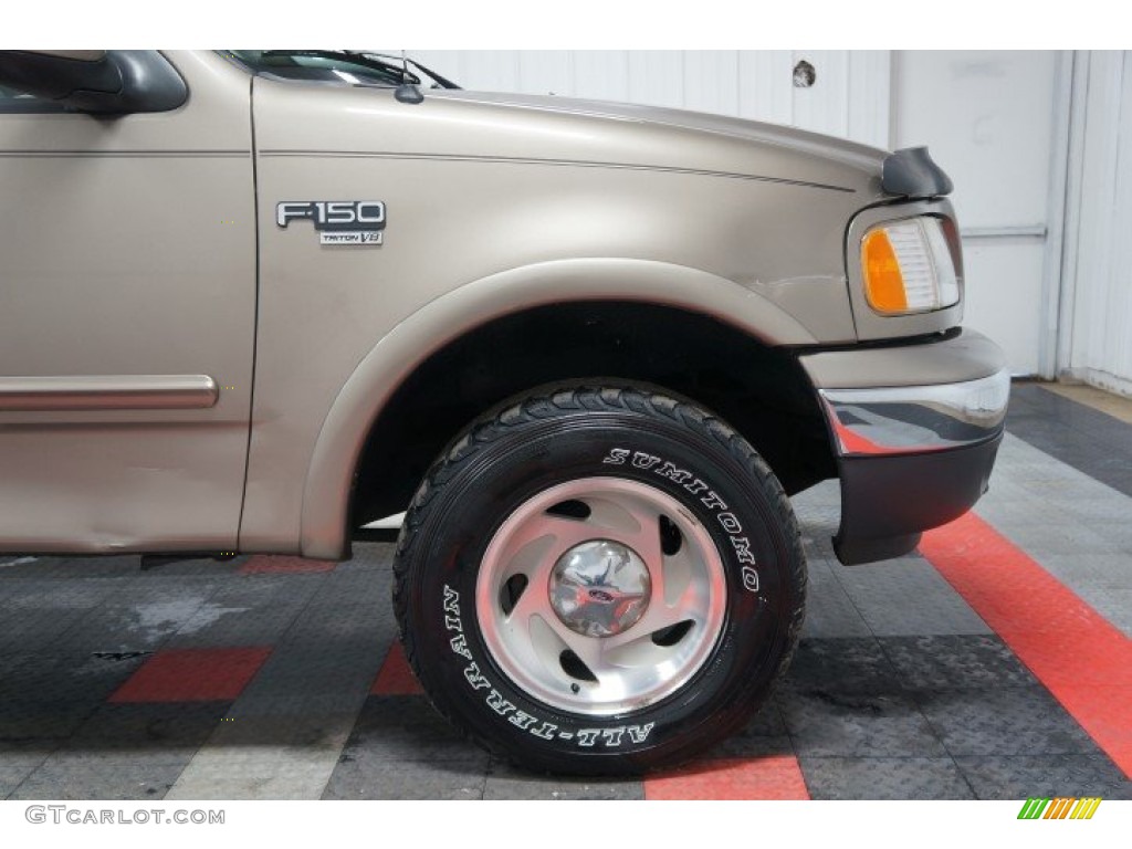 2001 F150 Lariat SuperCab 4x4 - Arizona Beige Metallic / Medium Parchment photo #57