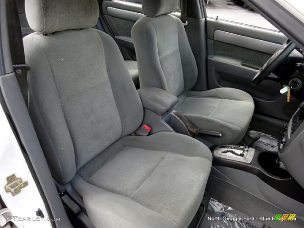 2005 Forenza S Sedan - Absolute White / Gray photo #12