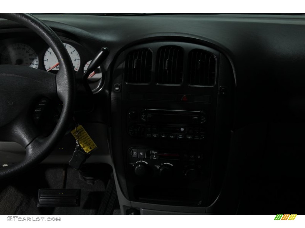 2005 Grand Caravan SE - Butane Blue Pearl / Medium Slate Gray photo #20