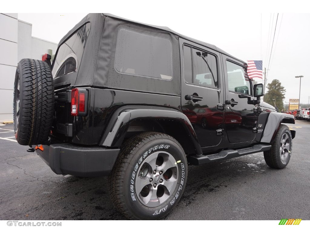 2016 Wrangler Unlimited Sahara 4x4 - Black / Black photo #7