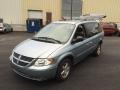 Butane Blue Pearl - Grand Caravan SXT Photo No. 4