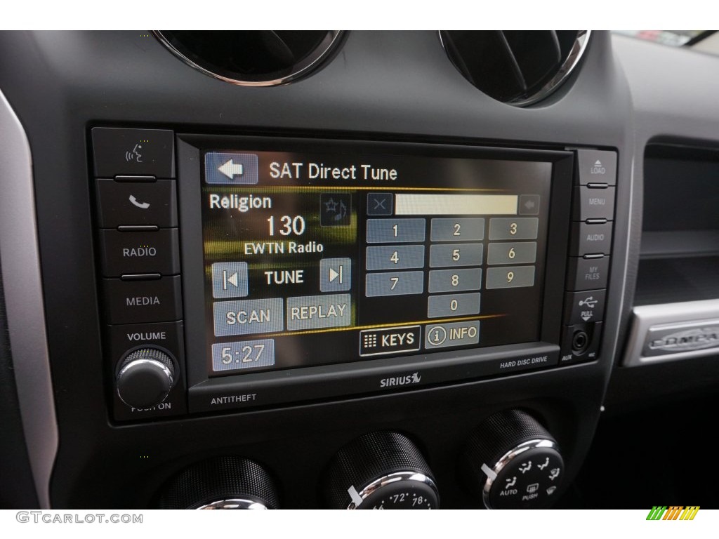 2016 Jeep Compass High Altitude Controls Photo #108459439