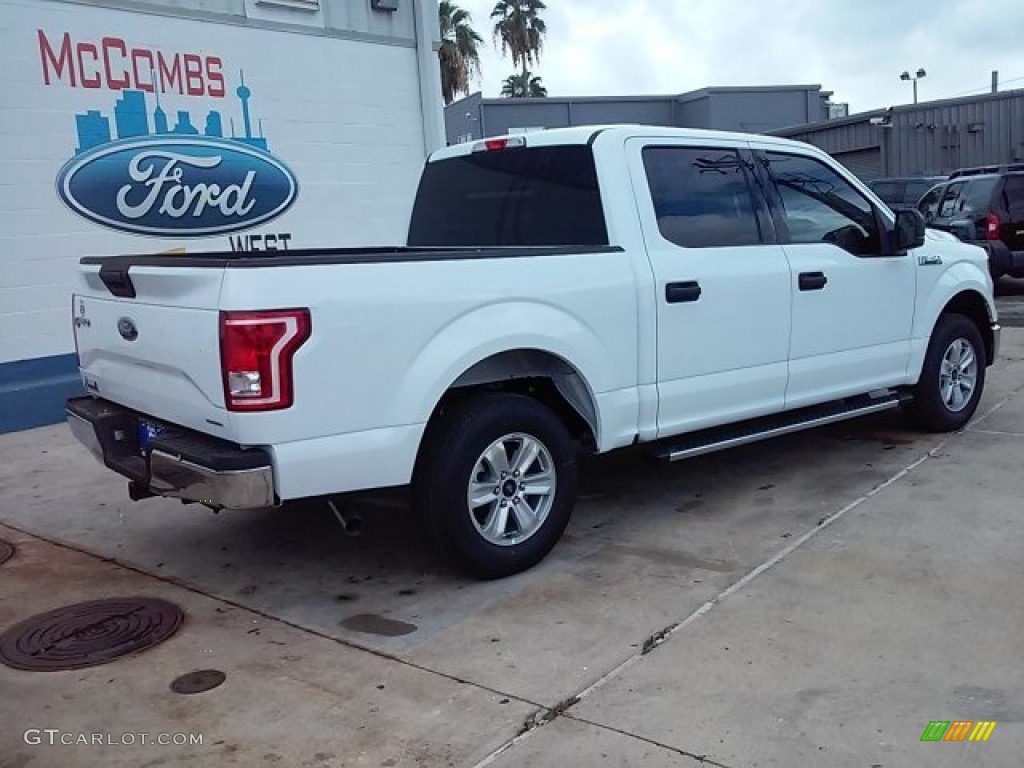 2015 F150 XLT SuperCrew - Oxford White / Medium Earth Gray photo #23