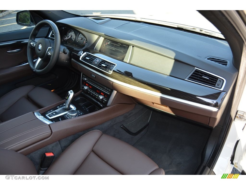 2015 BMW 5 Series 535i xDrive Gran Turismo Mocha/Black Dashboard Photo #108466207