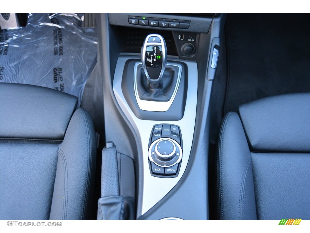 2013 X1 xDrive 28i - Valencia Orange / Black photo #17