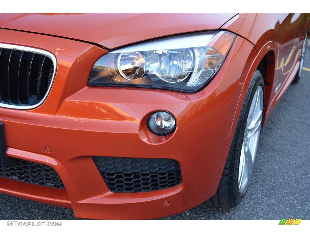 2013 X1 xDrive 28i - Valencia Orange / Black photo #31