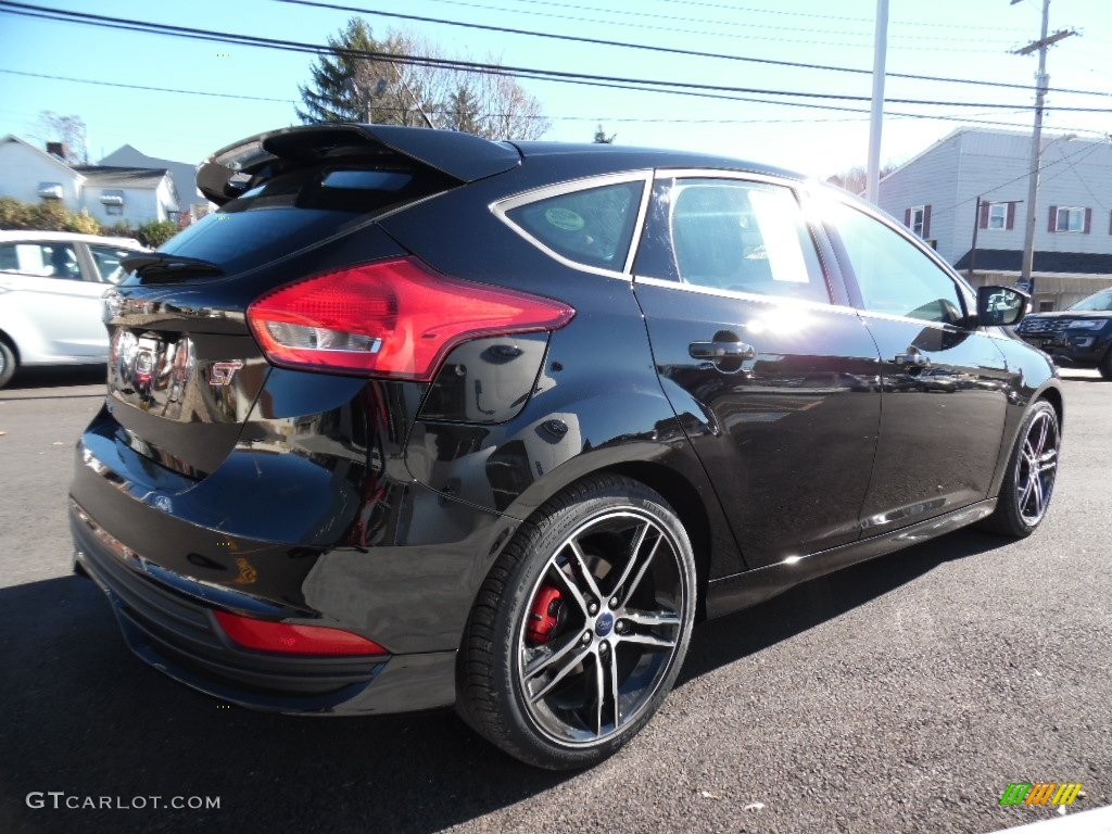 Shadow Black 2016 Ford Focus ST Exterior Photo #108467746