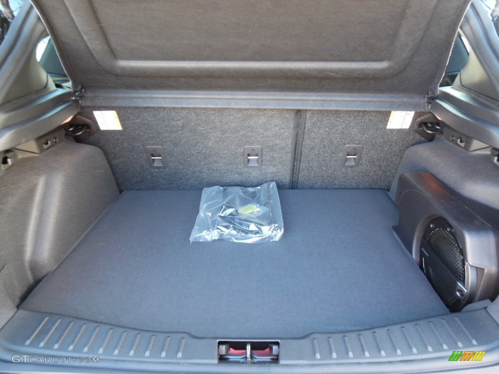 2016 Ford Focus ST Trunk Photo #108467770