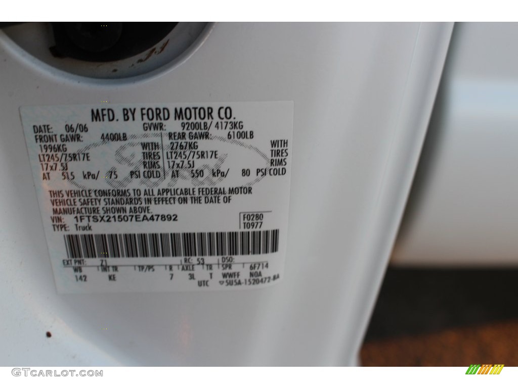 2007 F250 Super Duty XL SuperCab 4x4 - Oxford White Clearcoat / Medium Flint photo #20