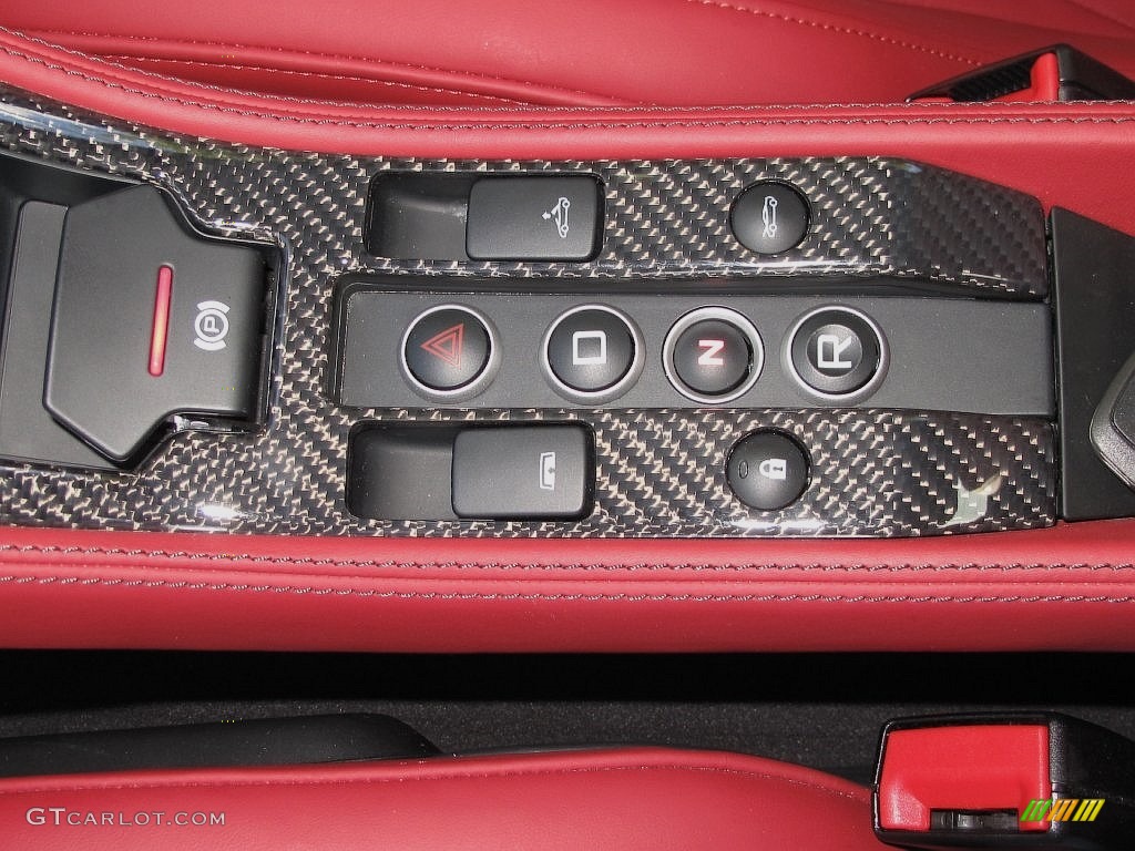2015 McLaren 650S Spyder Controls Photo #108481178