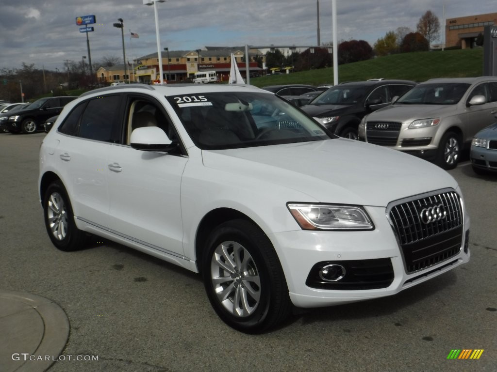 2015 Audi Q5 2.0 TFSI Premium Plus quattro Exterior Photos