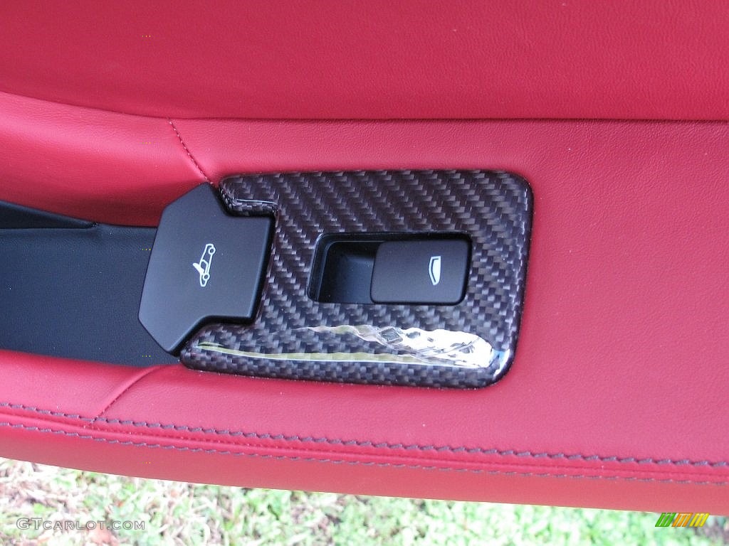 2015 McLaren 650S Spyder Controls Photo #108481604