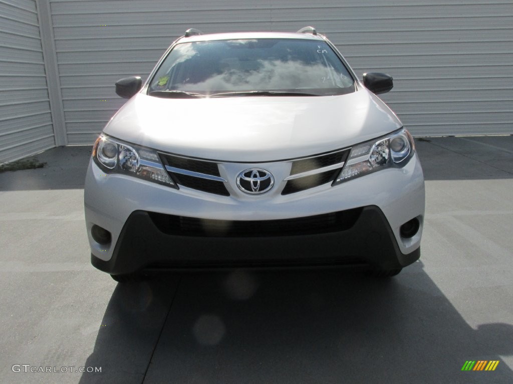 2015 RAV4 LE - Classic Silver Metallic / Ash photo #8
