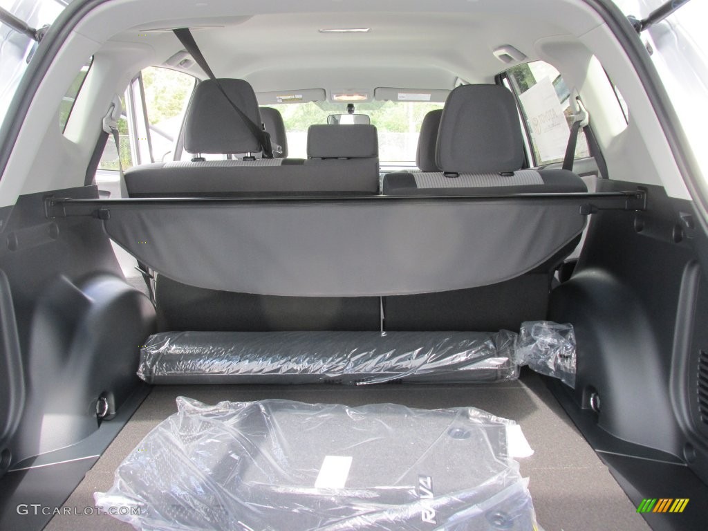 2015 RAV4 LE - Classic Silver Metallic / Ash photo #15