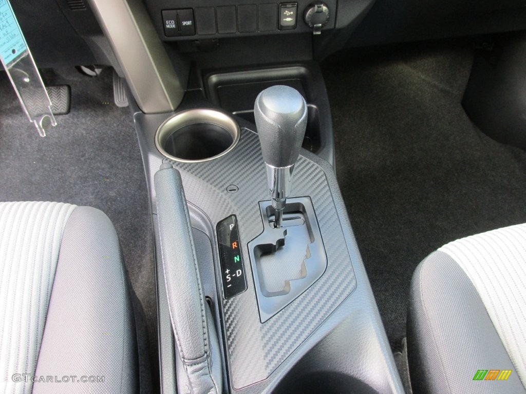 2015 RAV4 LE - Classic Silver Metallic / Ash photo #27