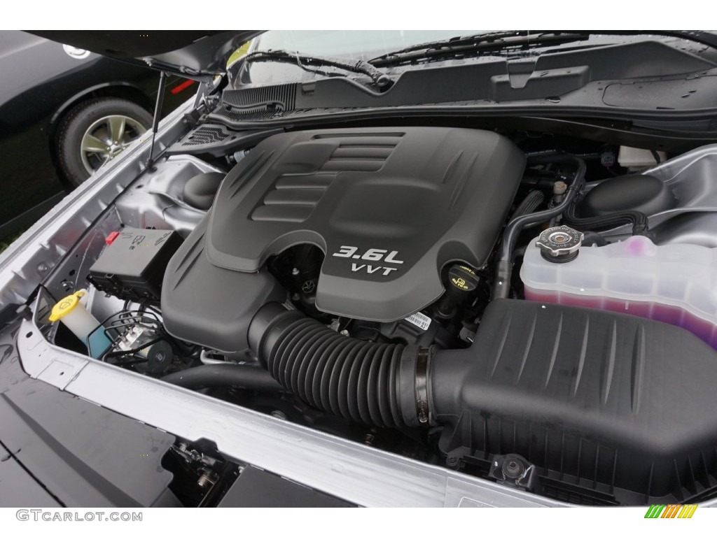 2016 Dodge Challenger SXT Engine Photos