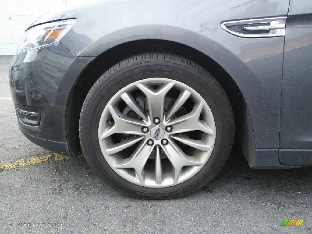 2015 Taurus Limited - Magnetic Metallic / Charcoal Black photo #7