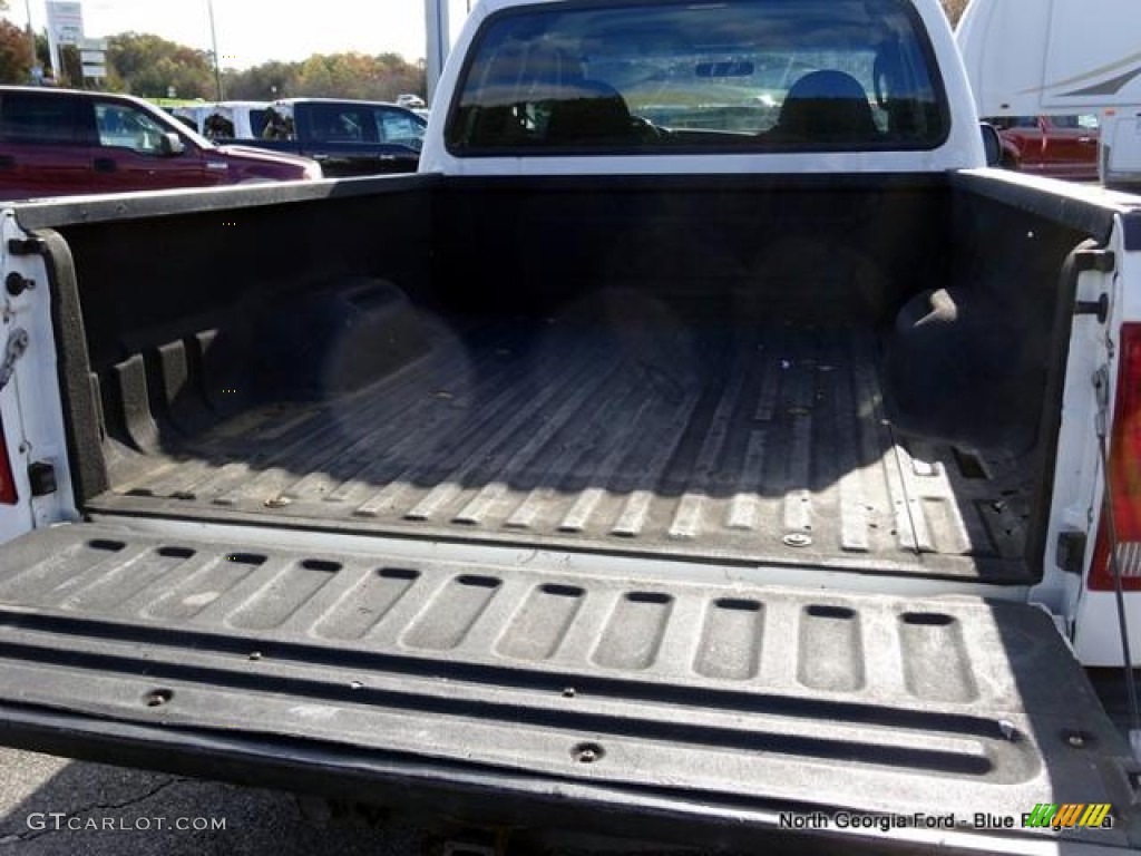 2007 F250 Super Duty XL SuperCab 4x4 - Oxford White Clearcoat / Dark Flint cloth photo #18