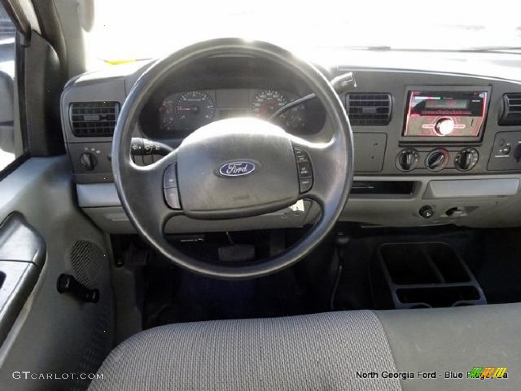 2007 F250 Super Duty XL SuperCab 4x4 - Oxford White Clearcoat / Dark Flint cloth photo #19