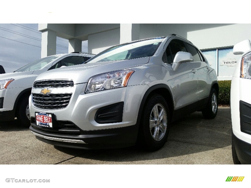 2016 Trax LT - Silver Ice Metallic / Jet Black photo #1