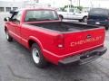 2002 Victory Red Chevrolet S10 Extended Cab  photo #4