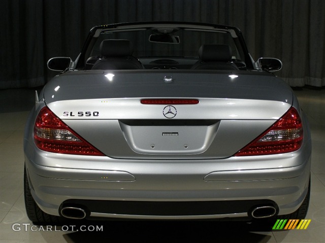 2007 SL 550 Roadster - Iridium Silver Metallic / Black photo #18